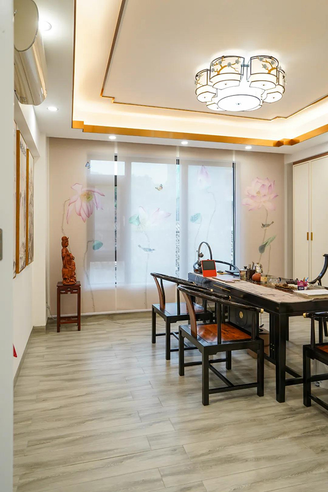 250㎡新中式別墅，室內(nèi)溫馨，后院融合自然環(huán)境